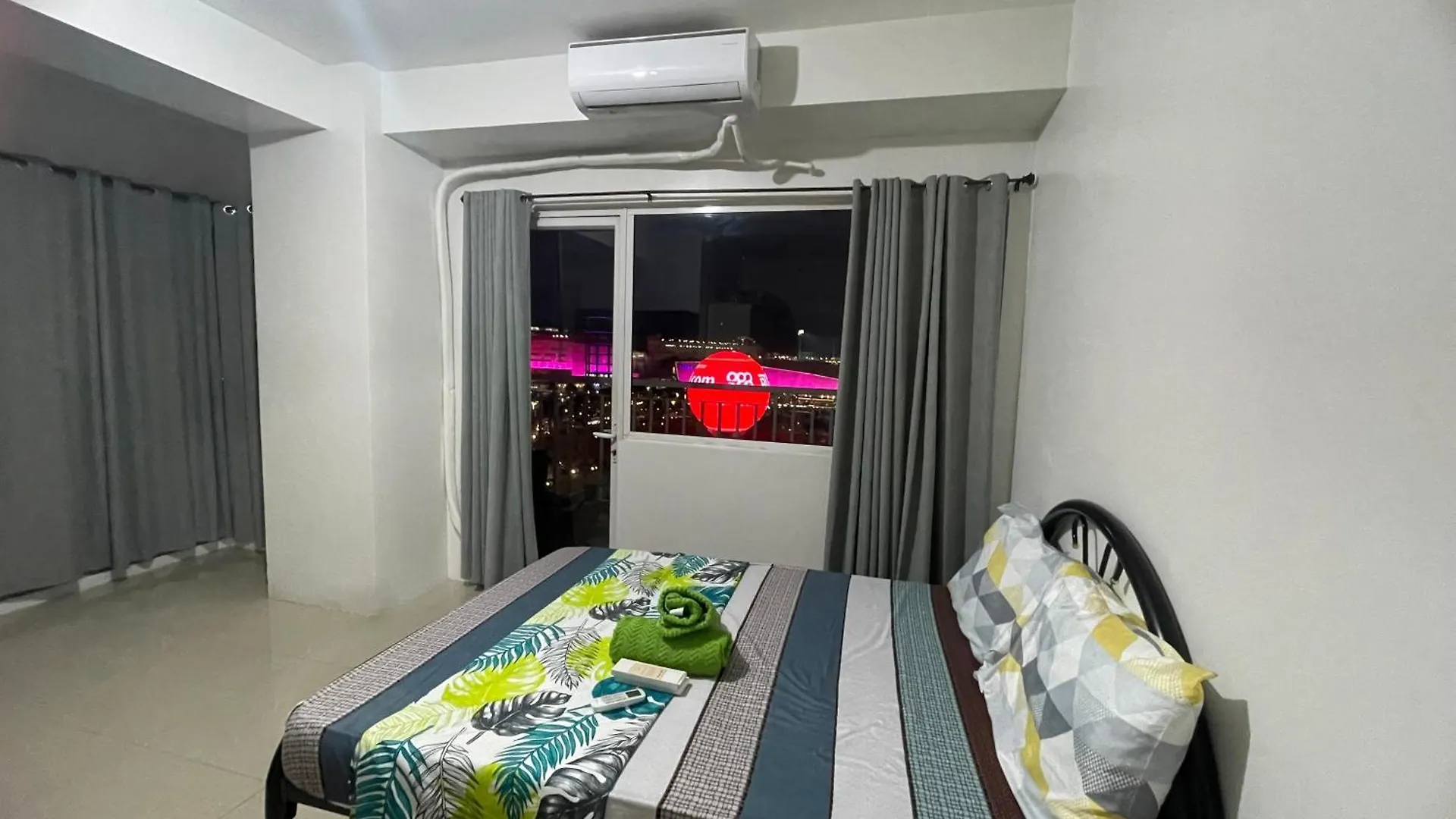 마닐라 Moa View With Big Balcony 1058 아파트 0*,  필리핀